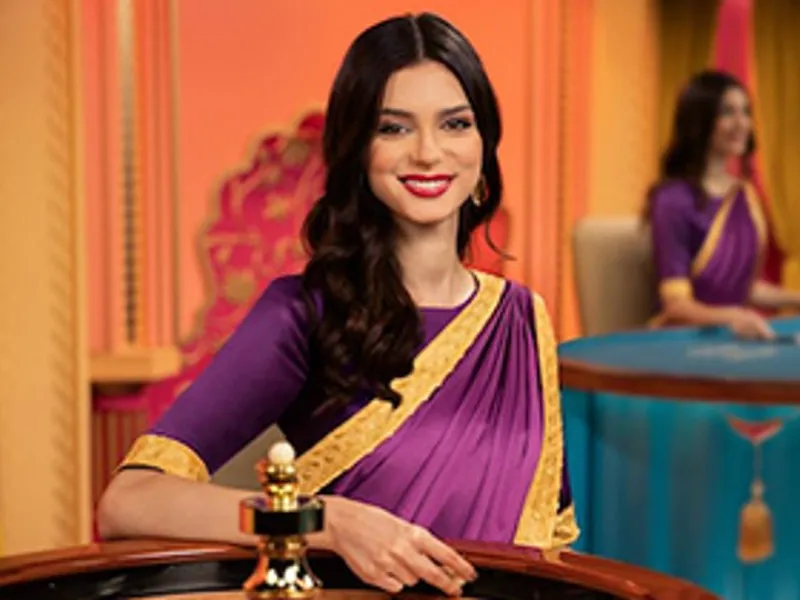 Bàn chơi Sic Bo trực tuyến với xúc xắc và người chia bài